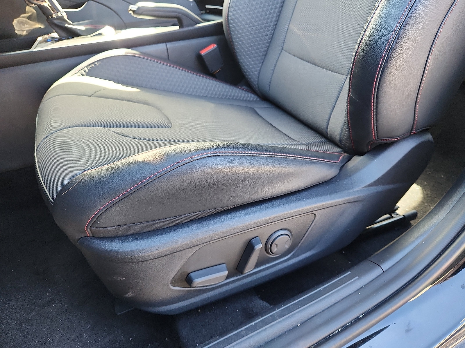 Certified 2025 Hyundai Elantra N Line FWD image 23