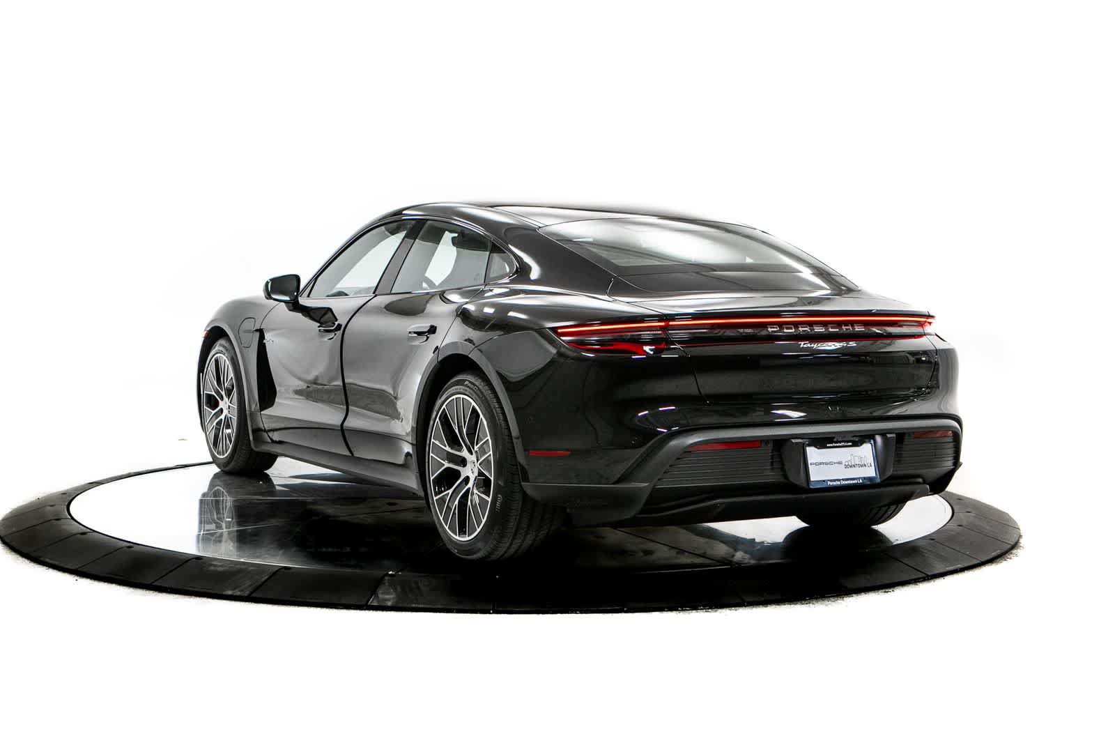 New 2026 Porsche Taycan 4S AWD/4WD image 3