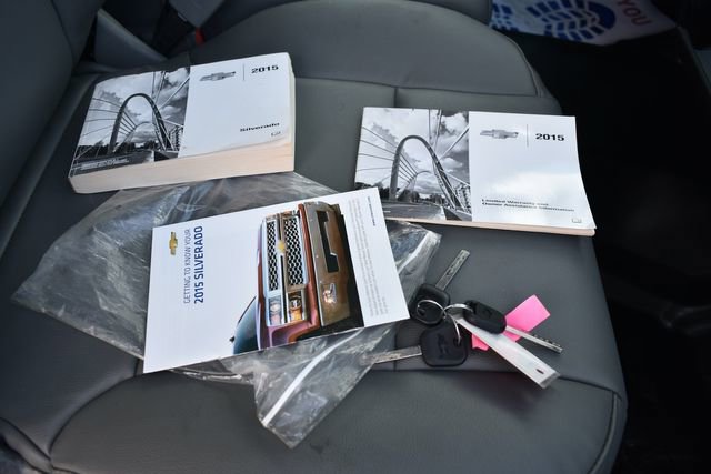 Used 2015 Chevrolet Silverado 1500 W/T RWD image 15