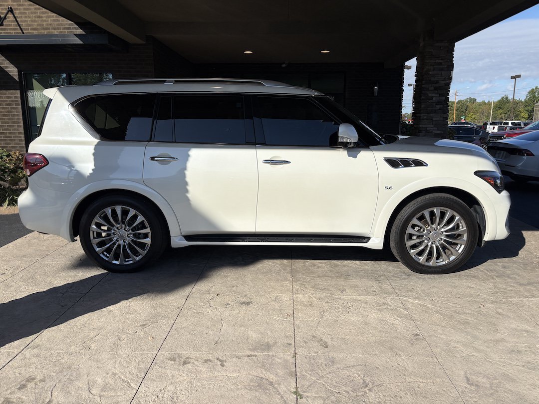 Used 2016 INFINITI QX80 4WD w/ 22" Wheel Package image 5
