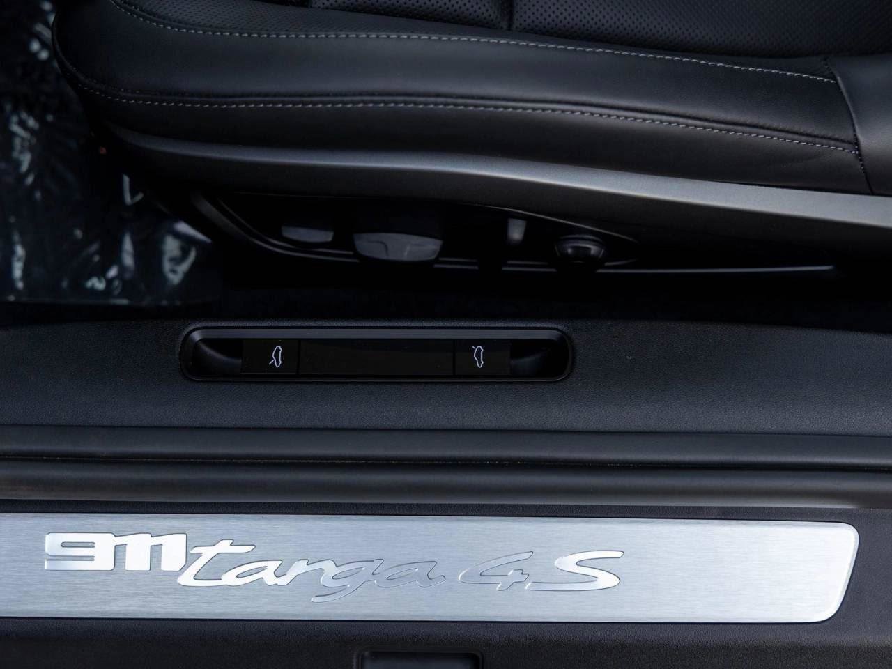 Used 2024 Porsche 911 Targa 4 GTS image 27