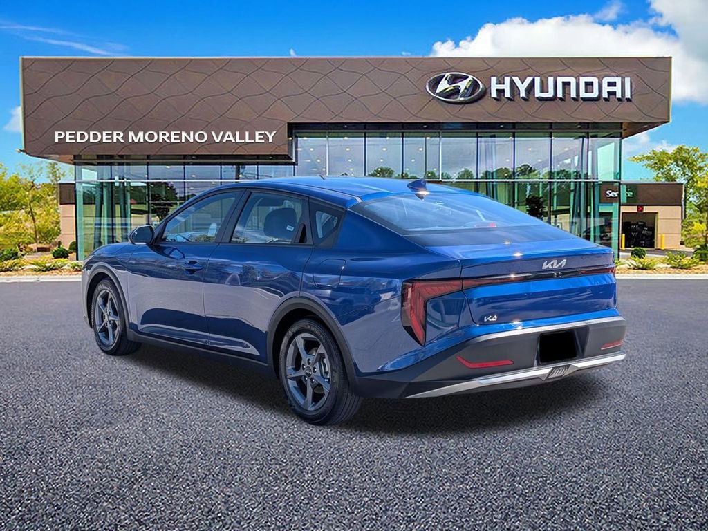 Used 2025 Kia K4 LXS image 6