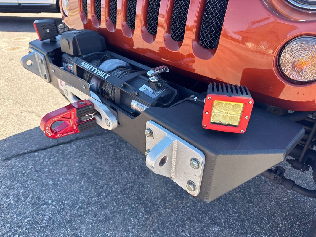 Used 2014 Jeep Wrangler Unlimited Rubicon w/ Connectivity Group AWD/4WD image 54