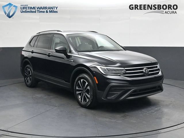 Used 2023 Volkswagen Tiguan S FWD image 3