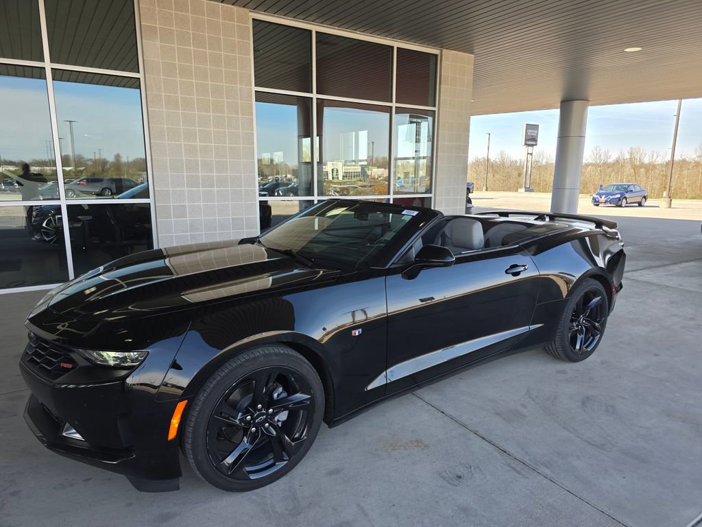 Used 2024 Chevrolet Camaro LT w/ RS Package image 10