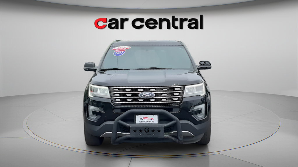 Used 2017 Ford Explorer XLT AWD/4WD image 8