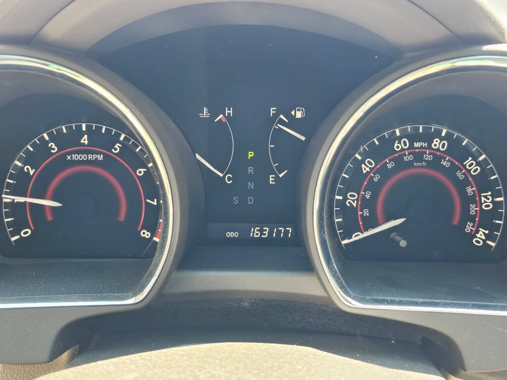 Used 2010 Toyota Highlander Limited AWD/4WD image 22
