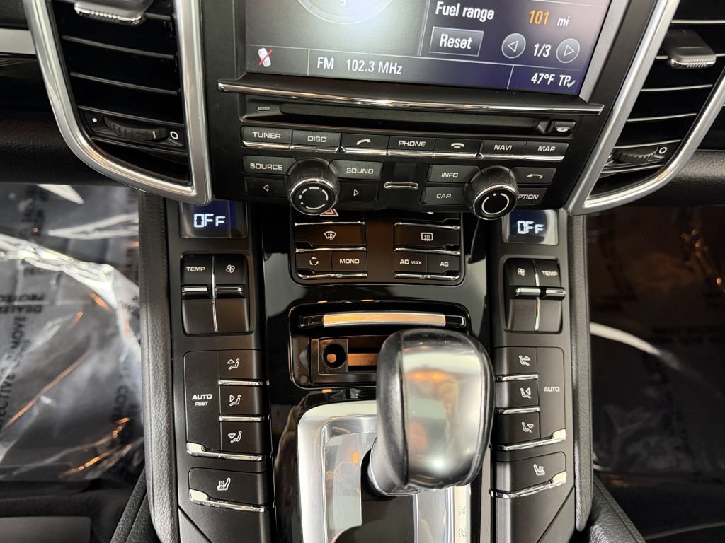Used 2011 Porsche Cayenne AWD/4WD image 24