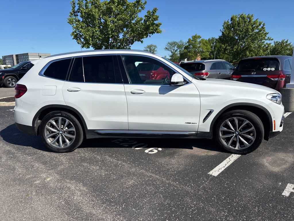 Used 2018 BMW X3 xDrive30i AWD/4WD image 14