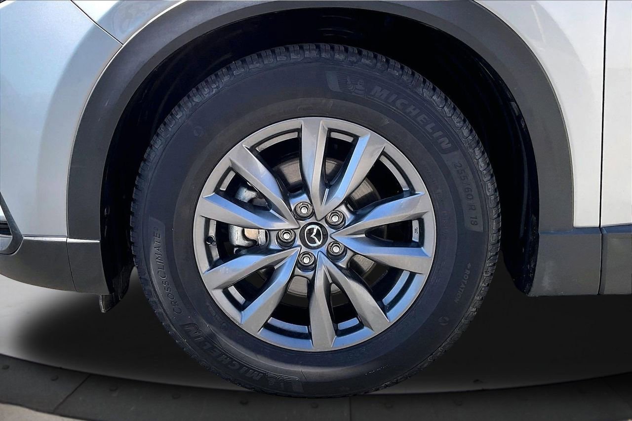 Used 2023 MAZDA CX-9 Touring image 36