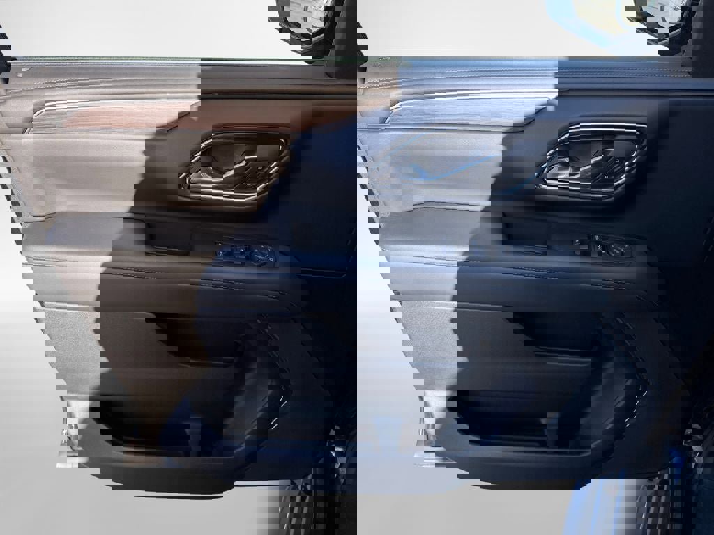 Used 2024 Chevrolet Tahoe LS w/ Max Trailering Package AWD/4WD image 17