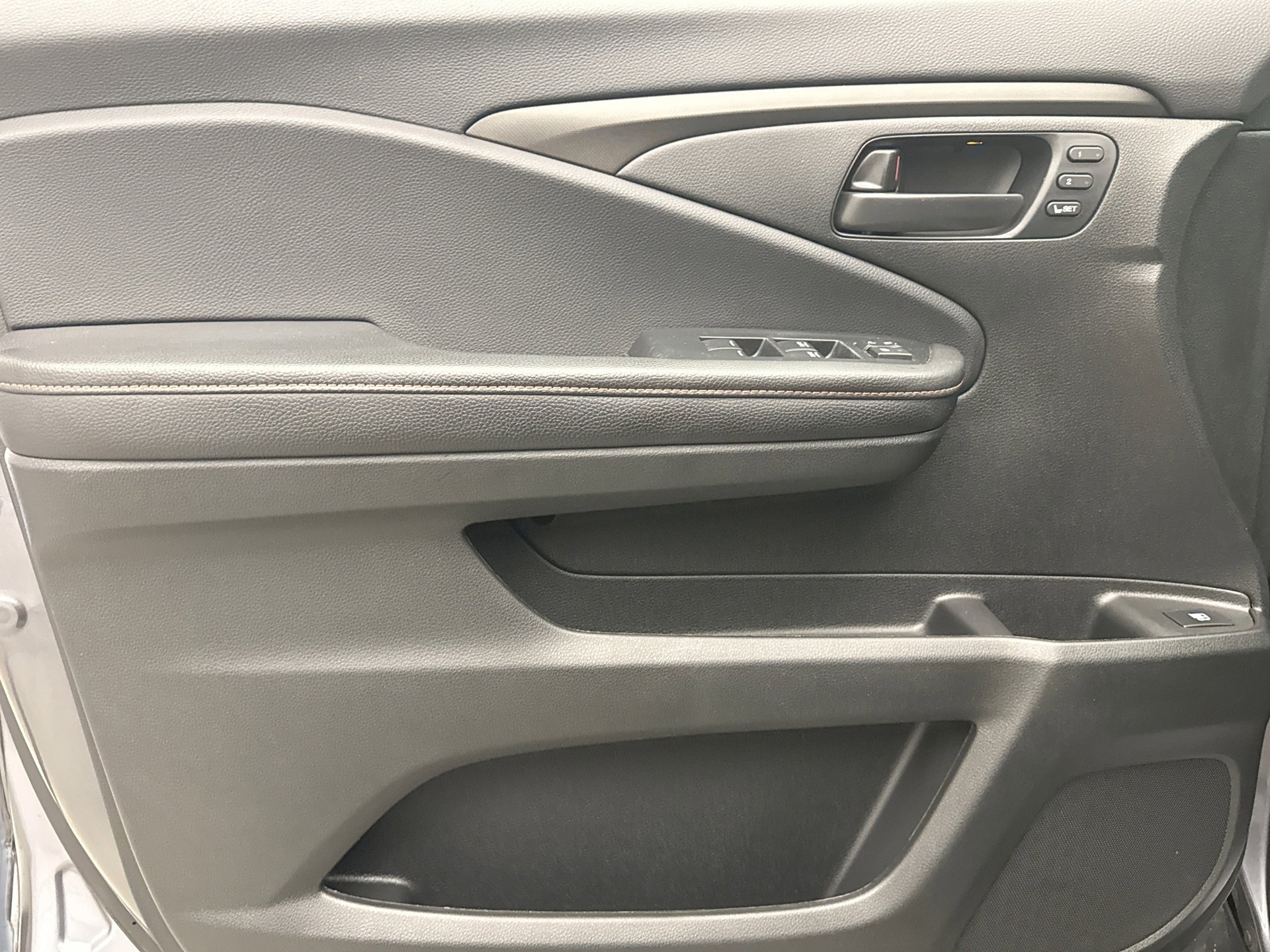 Used 2024 Honda Ridgeline TrailSport image 9