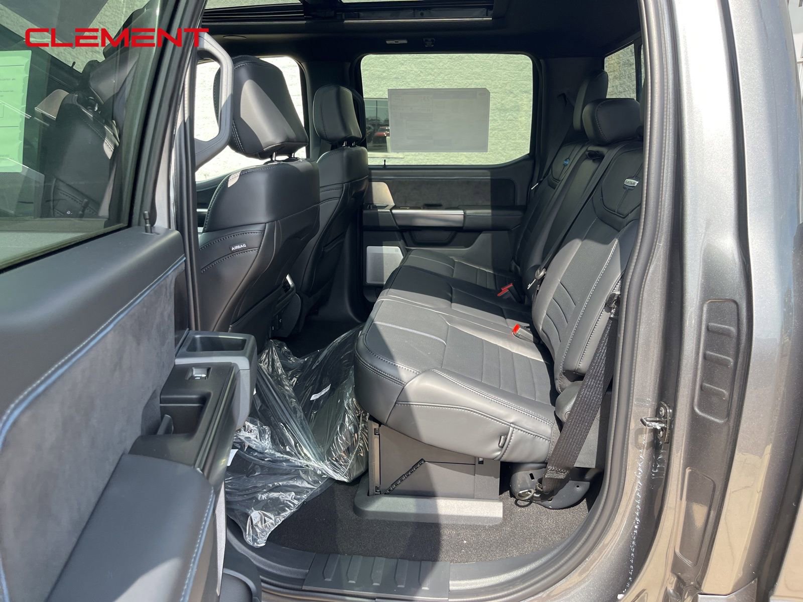 New 2025 Ford F150 Platinum w/ Equipment Group 702A High image 40