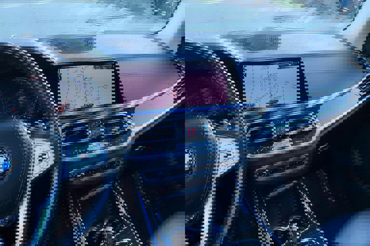 Used 2019 BMW X7 xDrive40i w/ Cold Weather Package image 6