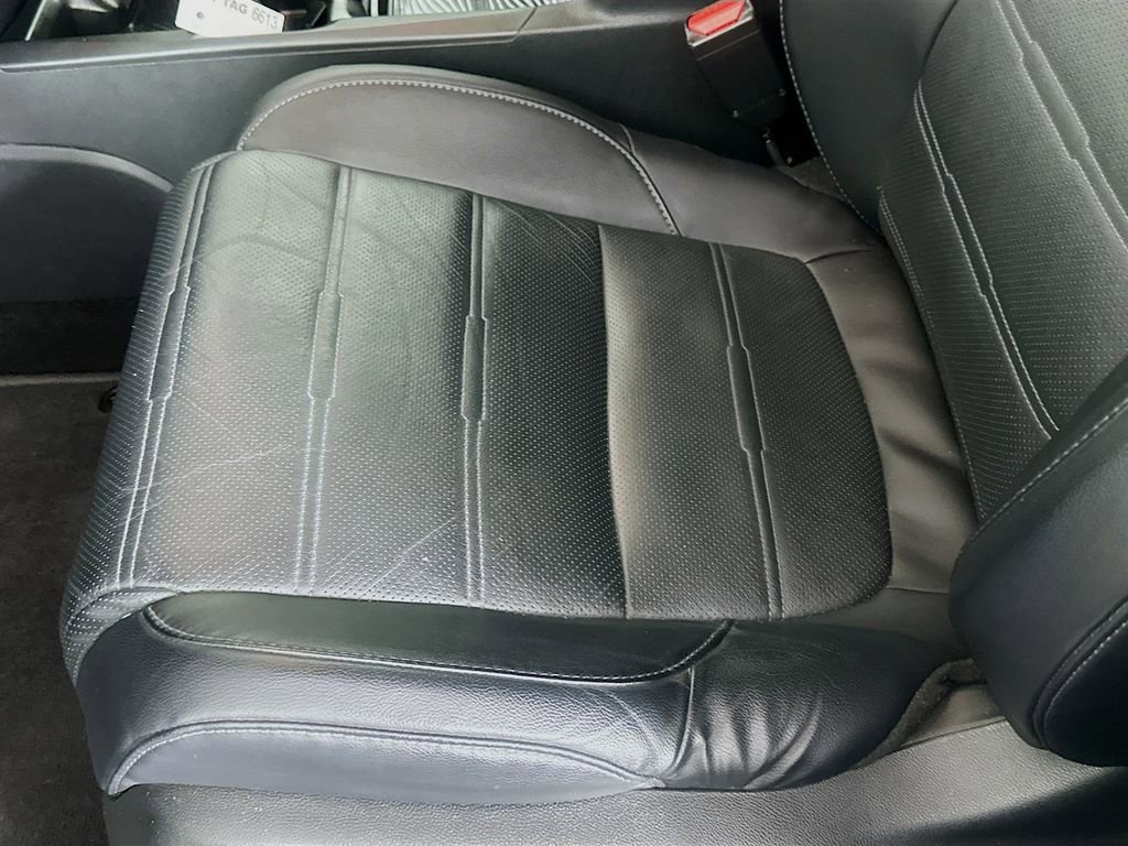 Used 2018 Honda CR-V Touring image 19