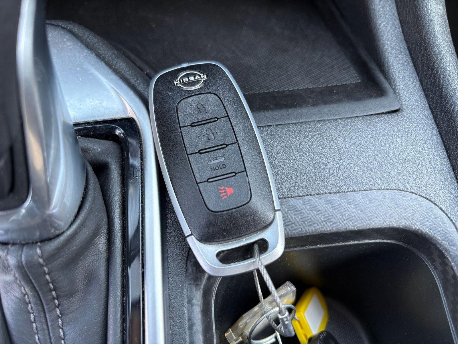 Used 2025 Nissan Sentra SV FWD image 21