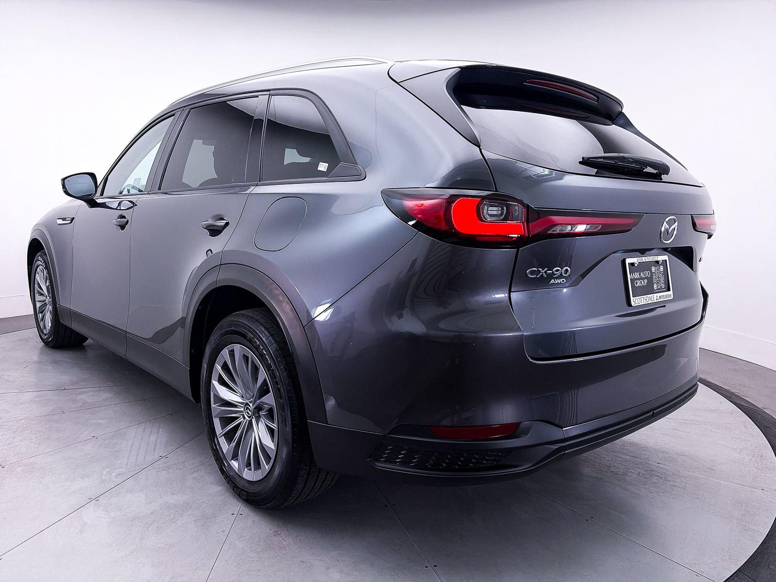 Used 2024 MAZDA CX-90 Plug-In Hybrid w/ Preferred AWD/4WD image 12