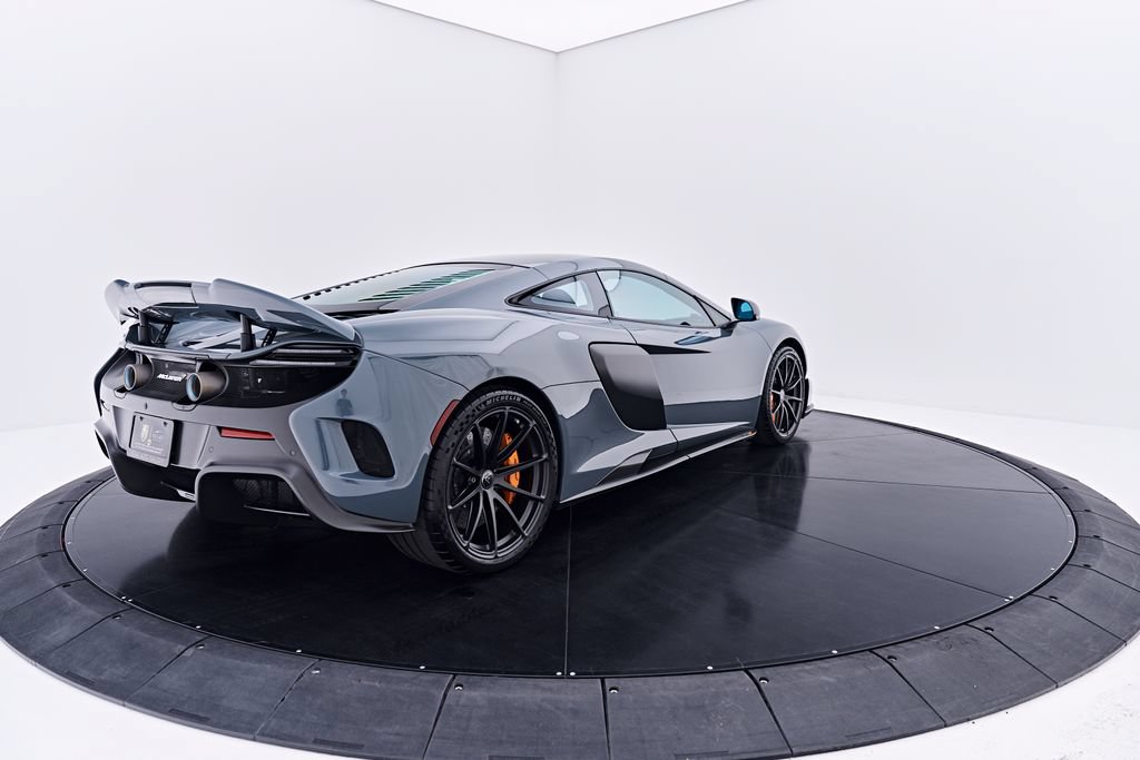 Used 2016 McLaren 675LT Coupe RWD image 23