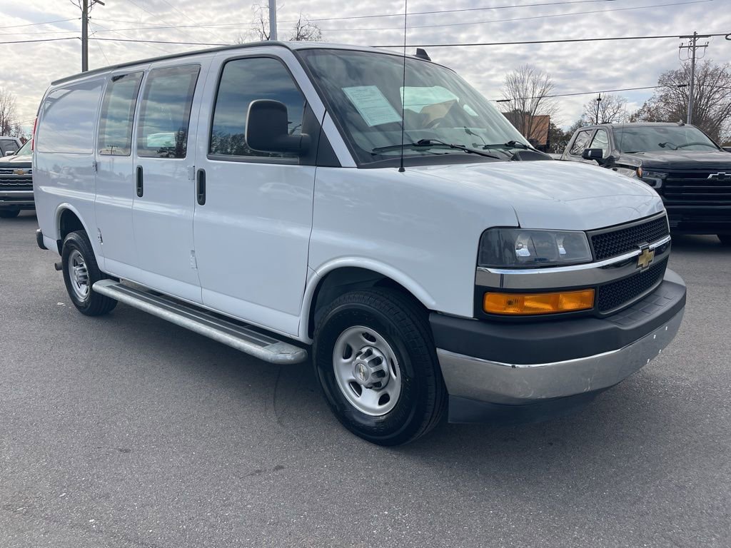 Used 2023 Chevrolet Express 2500 w/ Driver Convenience Package image 7