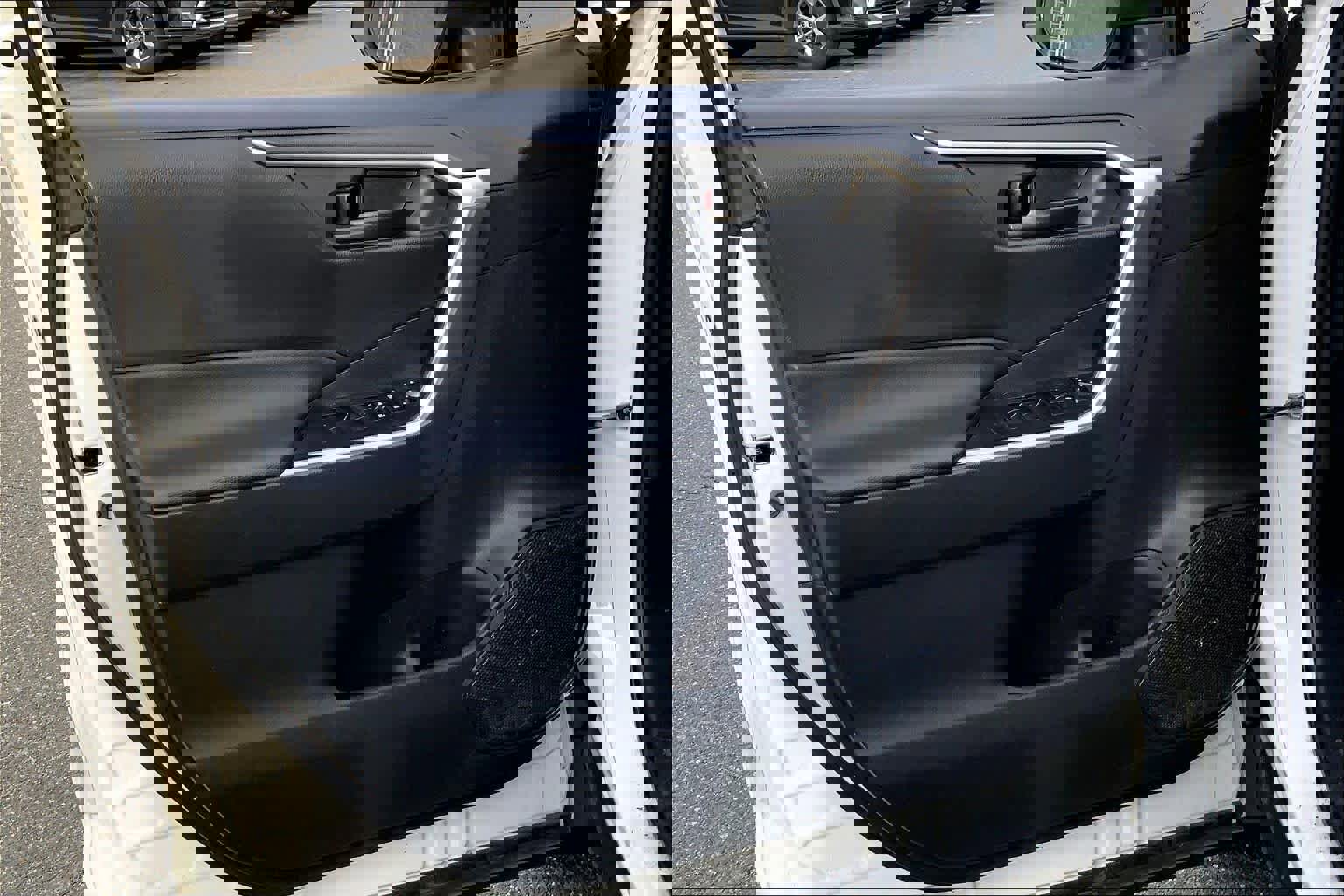 Used 2021 Toyota RAV4 LE image 22