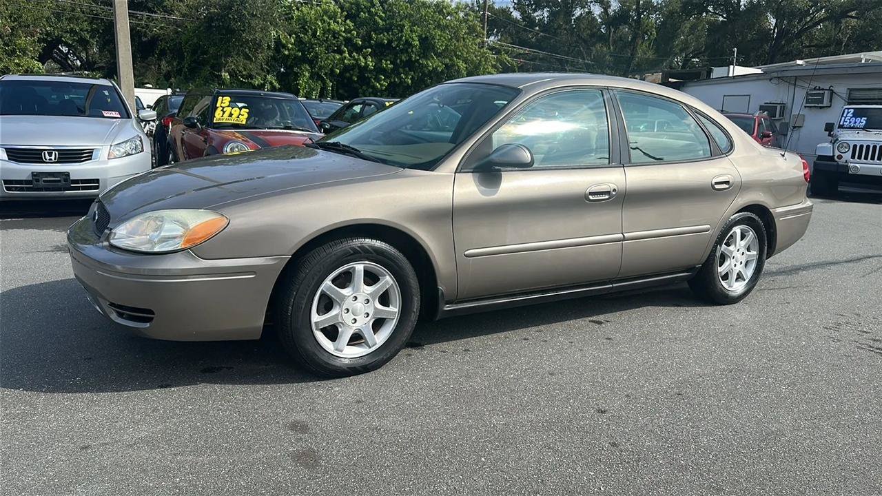 Used 2006 Ford Taurus SEL FWD image 15