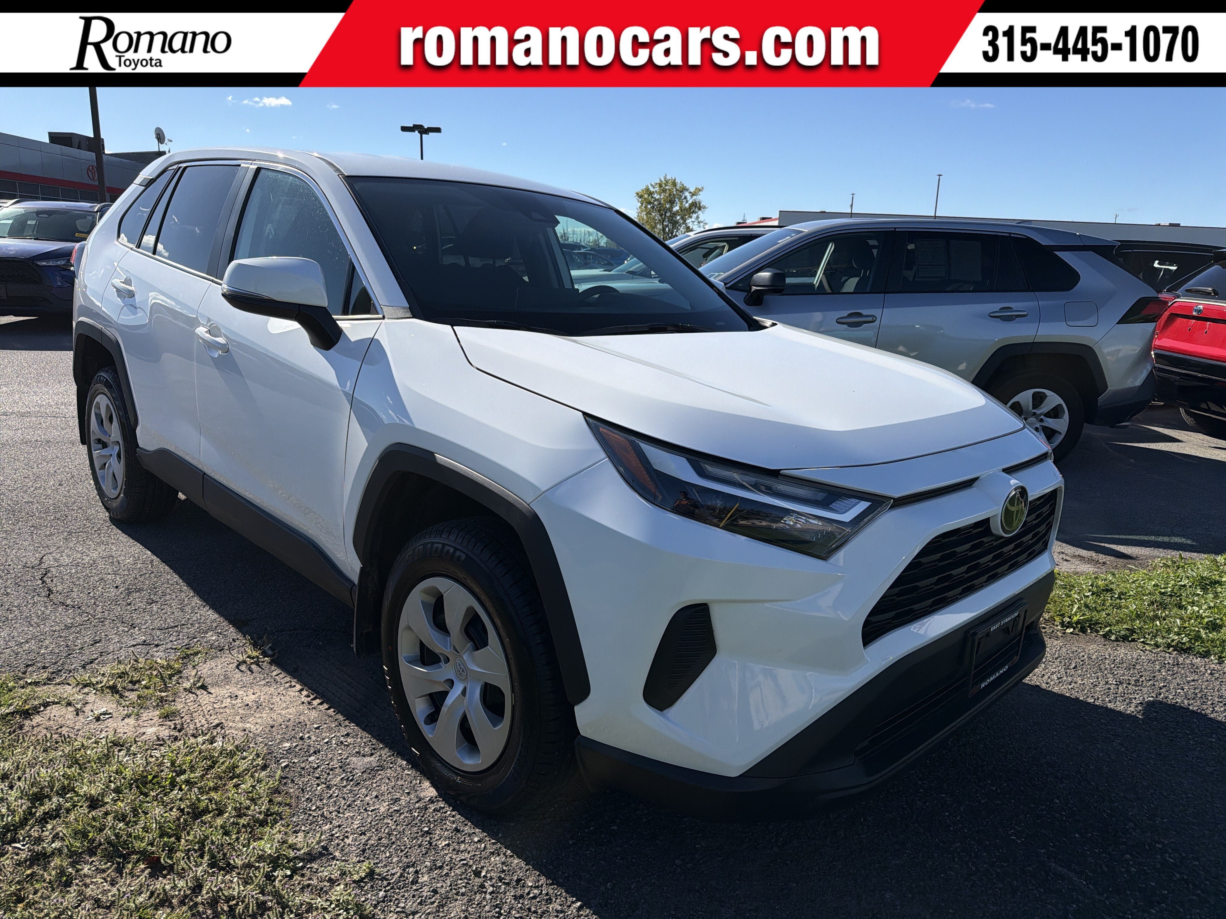 Used 2023 Toyota RAV4 LE AWD/4WD image 1