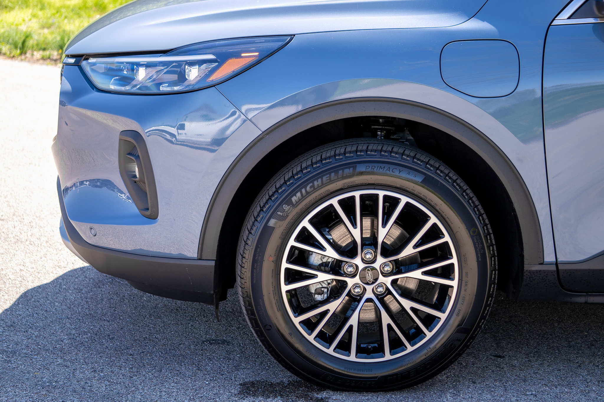 Used 2026 Ford Escape SE w/ PHEV Premium Package image 9