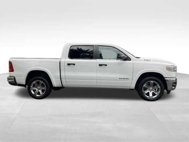 Used 2025 RAM 1500 Big Horn AWD/4WD image 5