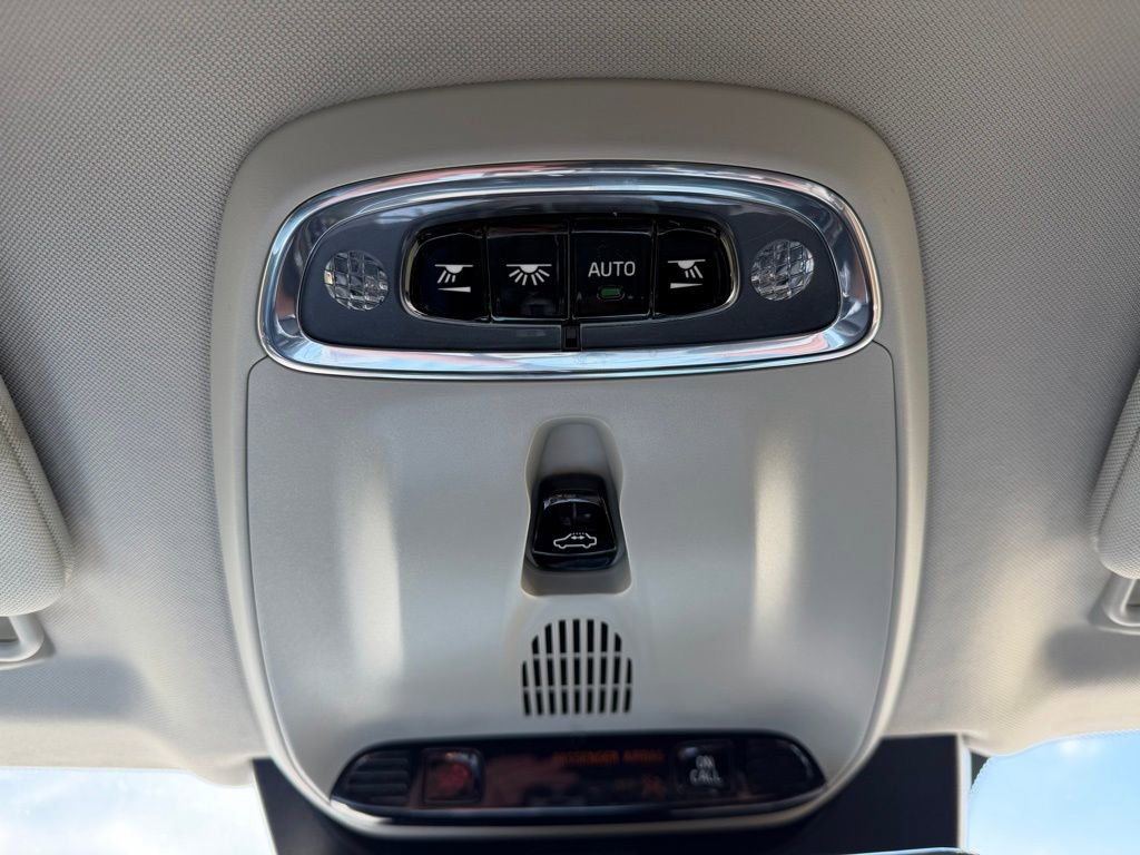 Used 2022 Volvo XC90 T6 Momentum image 25