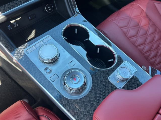 Used 2025 Genesis GV80 3.5T e-SC image 25