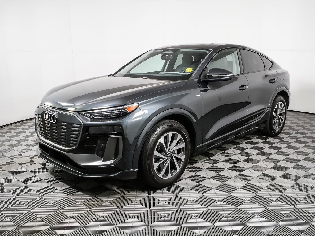 Certified 2025 Audi Q6 e-tron Prestige w/ Black Warm Weather Package AWD/4WD image 27