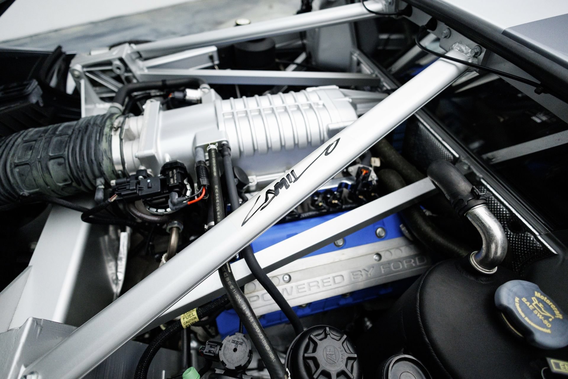Used 2006 Ford GT RWD image 62