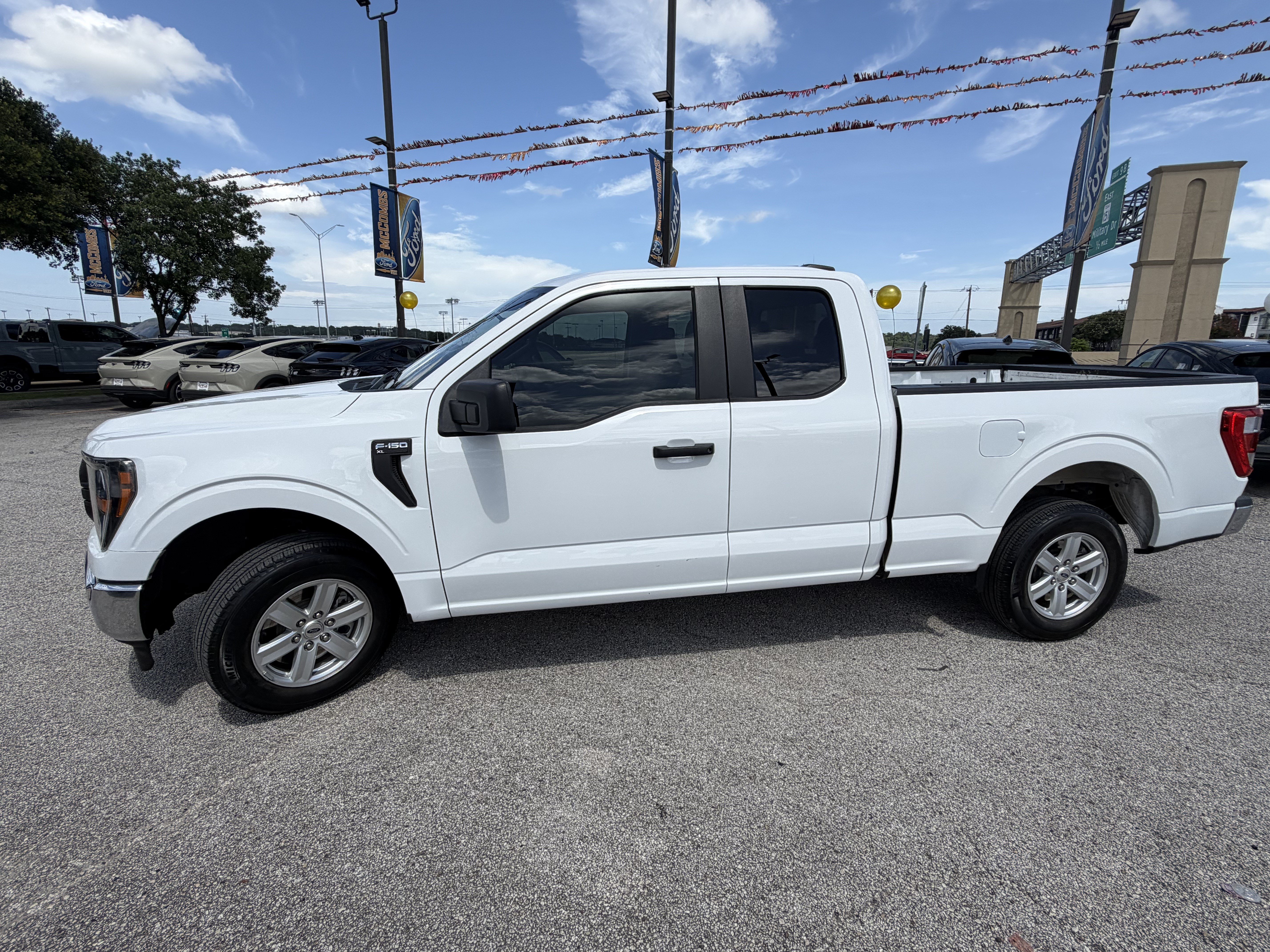 Certified 2023 Ford F150 XL w/ XL Chrome Appearance Package RWD image 12