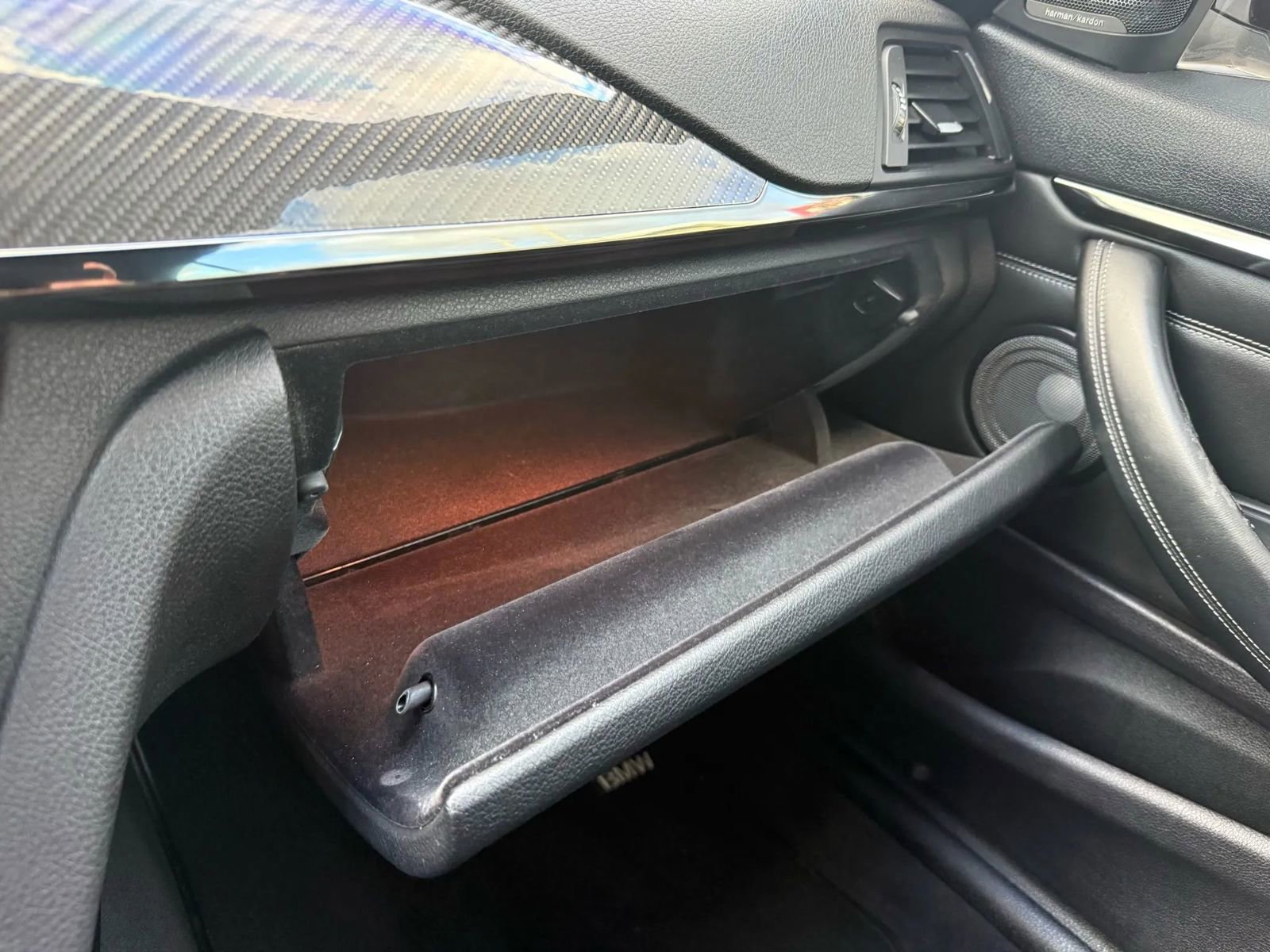 Used 2015 BMW M4 Convertible image 13