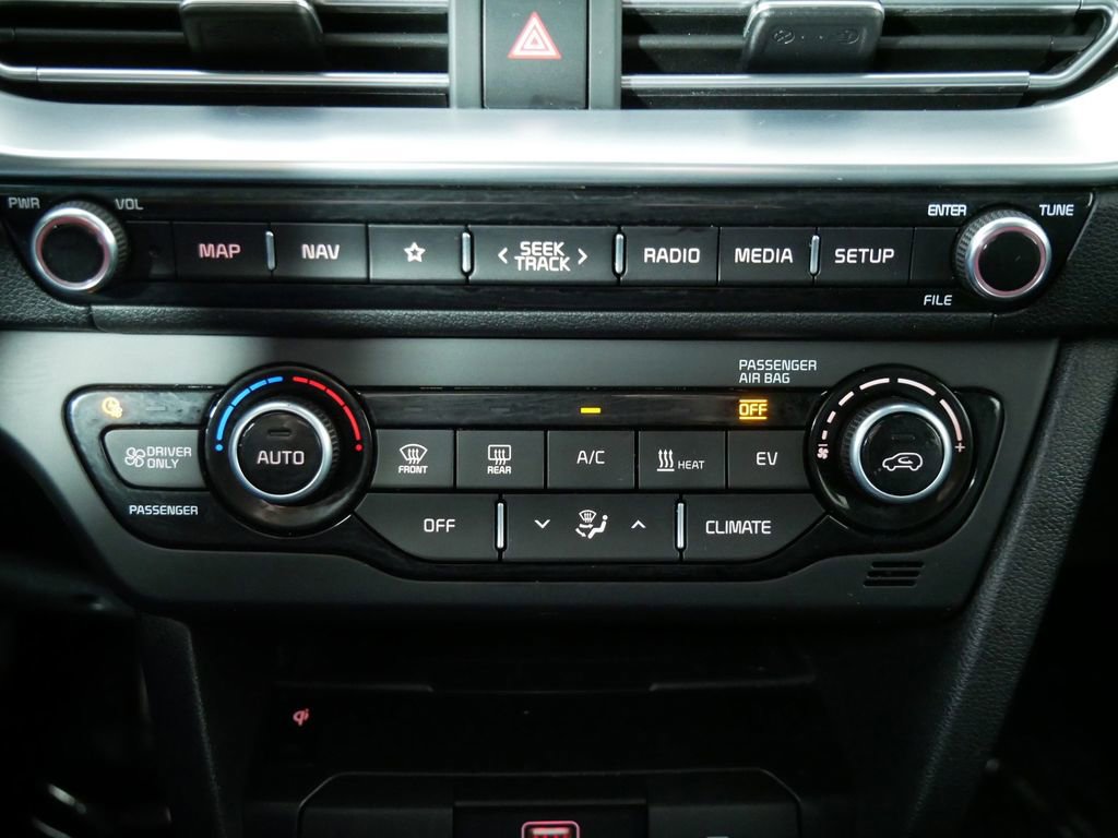 Certified 2022 Kia Niro EX Premium FWD image 33