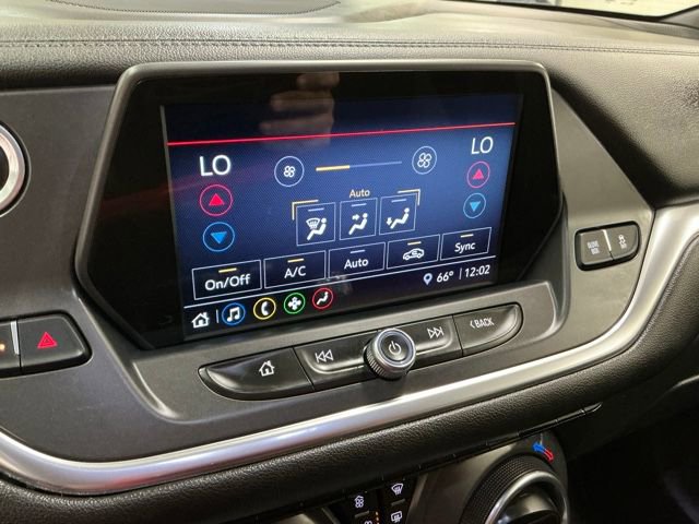 Used 2021 Chevrolet Blazer LT FWD image 23