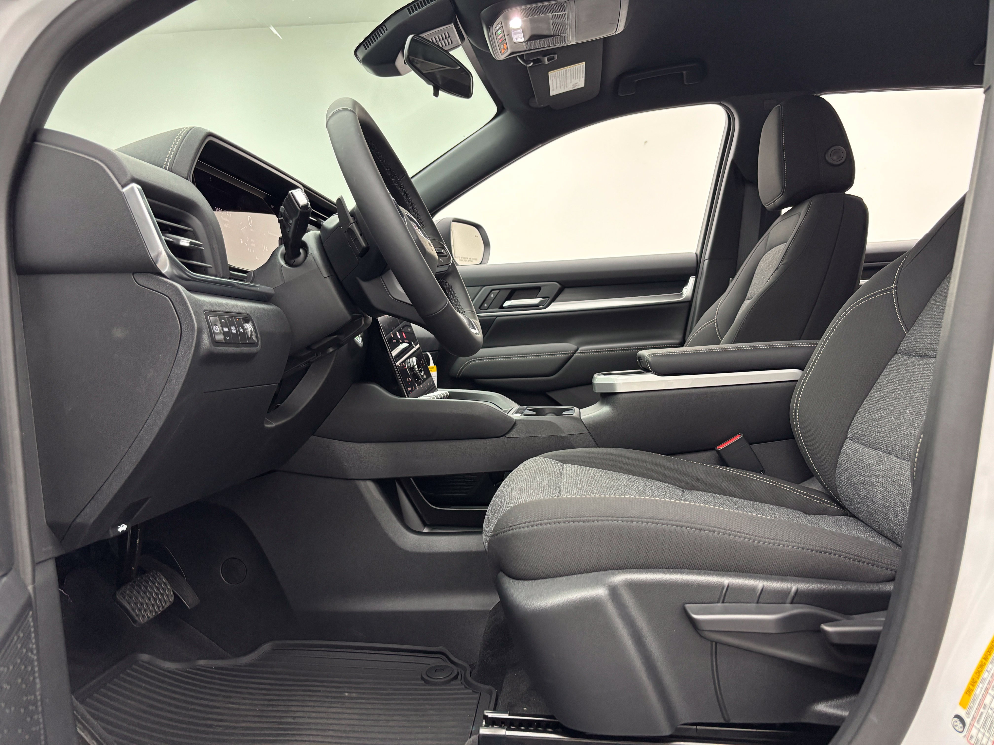 New 2027 GMC Terrain Elevation FWD image 15