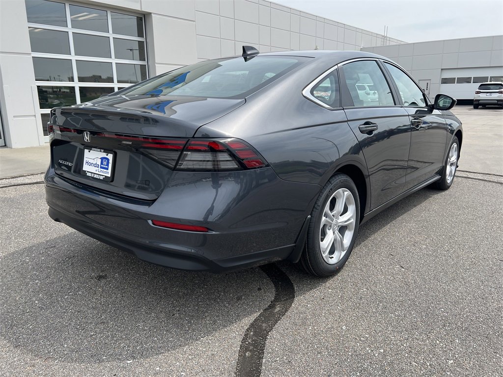 New 2025 Honda Accord LX image 4