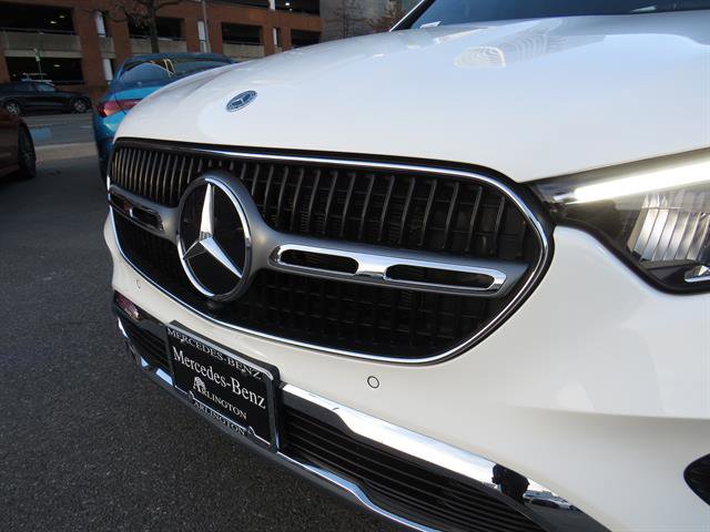 Used 2025 Mercedes-Benz GLC 300 4MATIC image 24