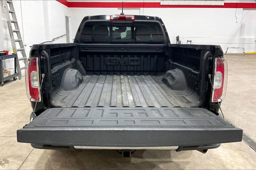 Used 2016 GMC Canyon SLT w/ Driver Alert Package AWD/4WD image 19