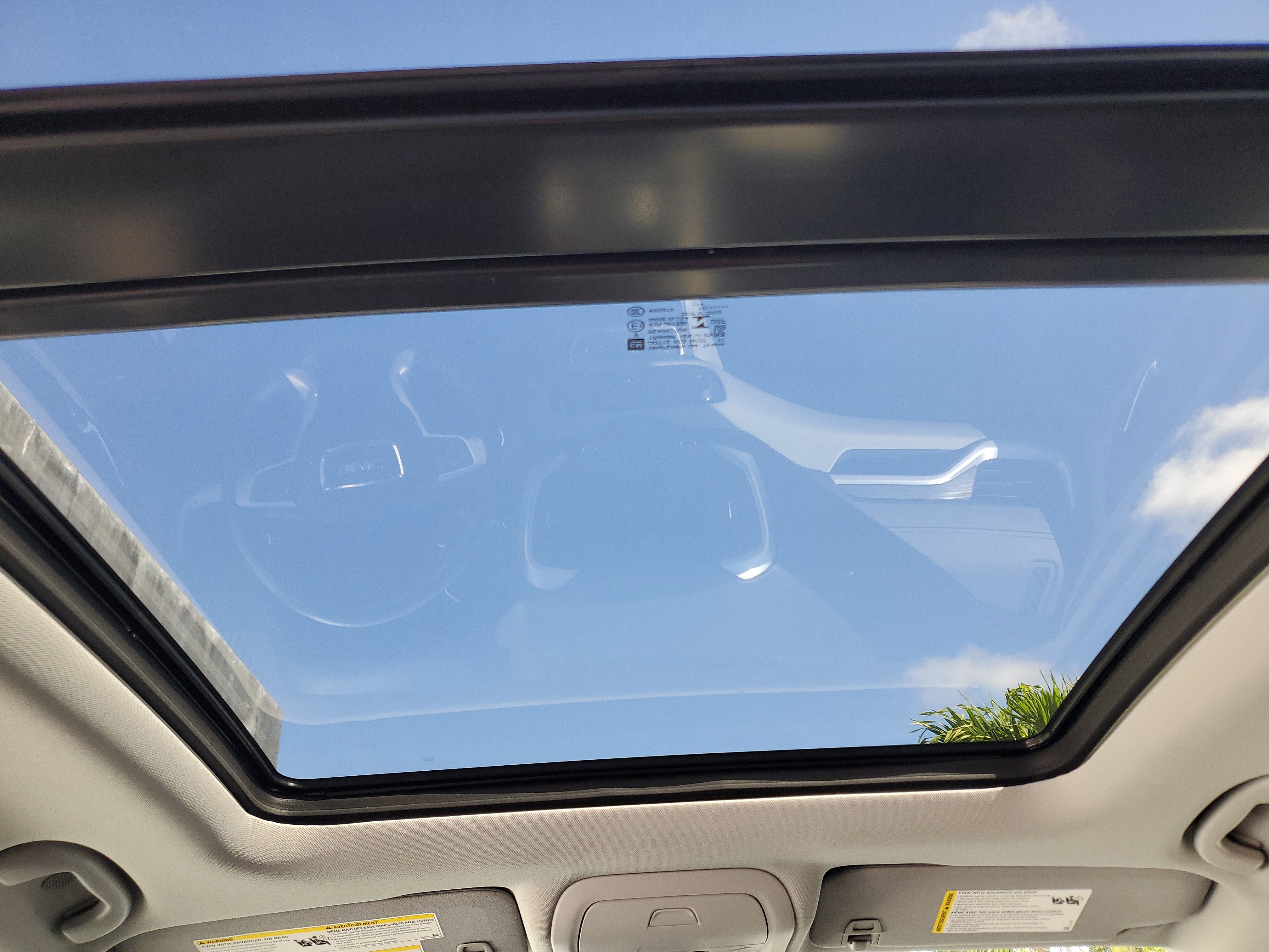 Used 2022 GMC Terrain SLT w/ Infotainment Package II image 15