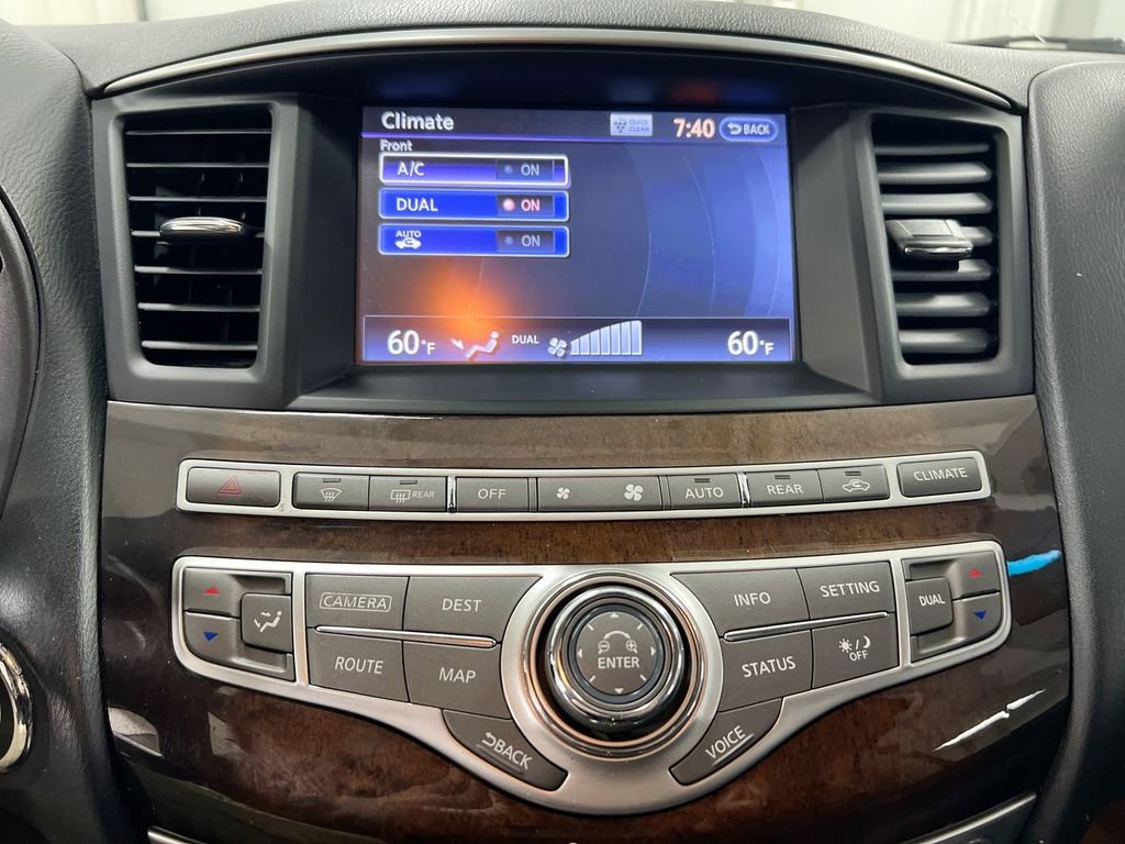 Used 2013 INFINITI JX35 AWD w/ Premium Pkg image 17