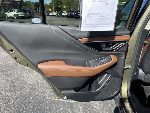 Used 2020 Subaru Outback Touring AWD/4WD image 34