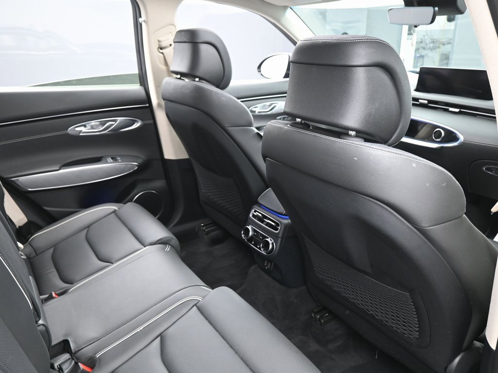 Used 2024 Genesis Electrified GV70 Advanced image 38