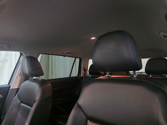 Used 2018 Volkswagen Atlas SE image 25