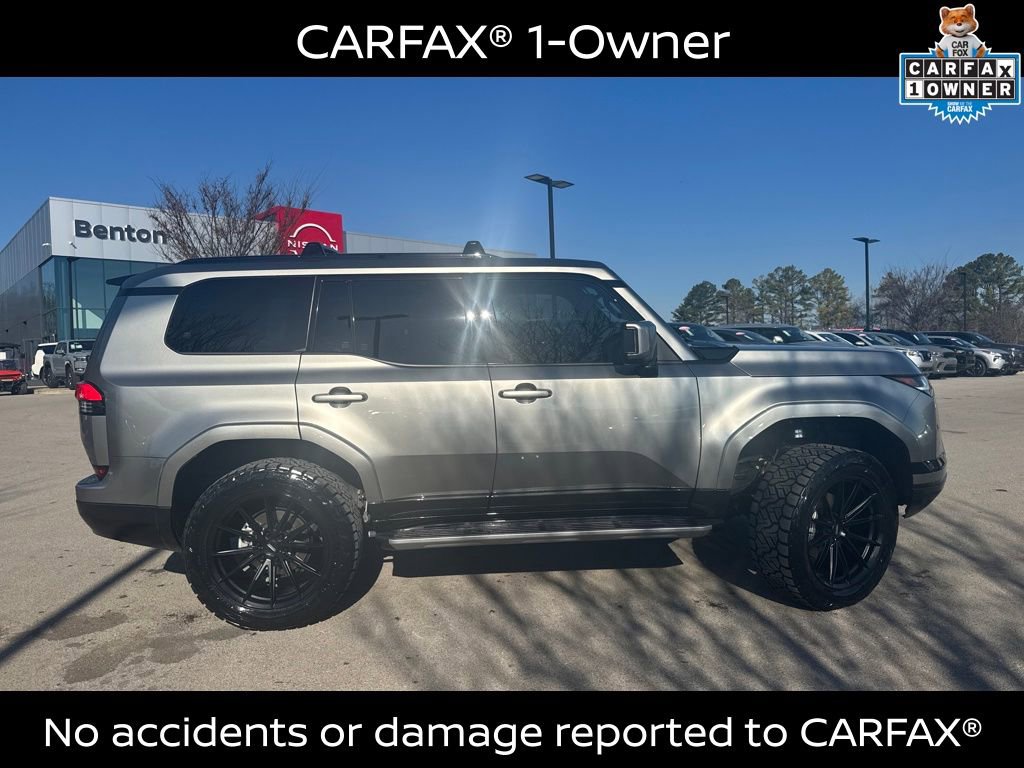 Used 2024 Lexus GX 550 w/ Accessory Package (2T) video 3