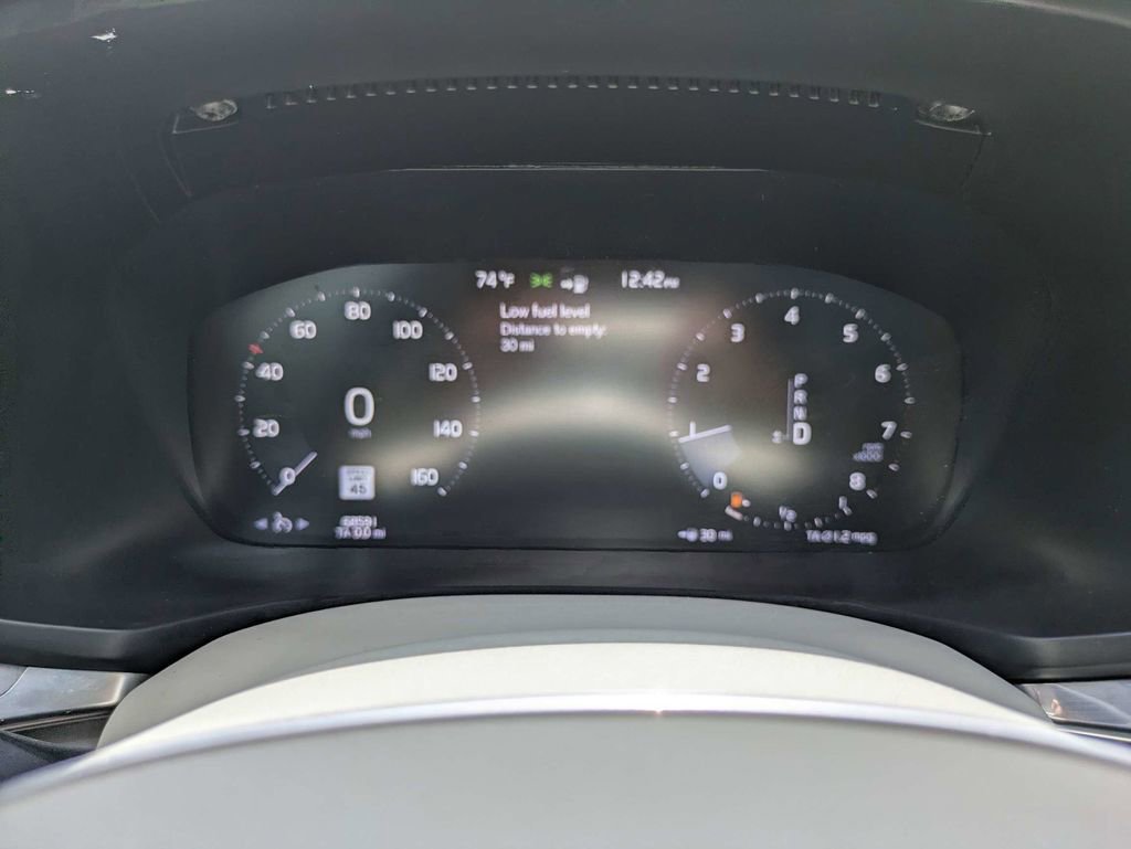 Used 2020 Volvo V60 T5 Momentum FWD image 29