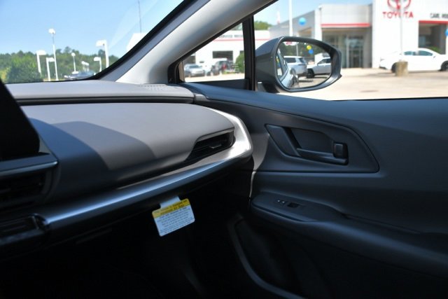 New 2026 Toyota Prius LE image 15