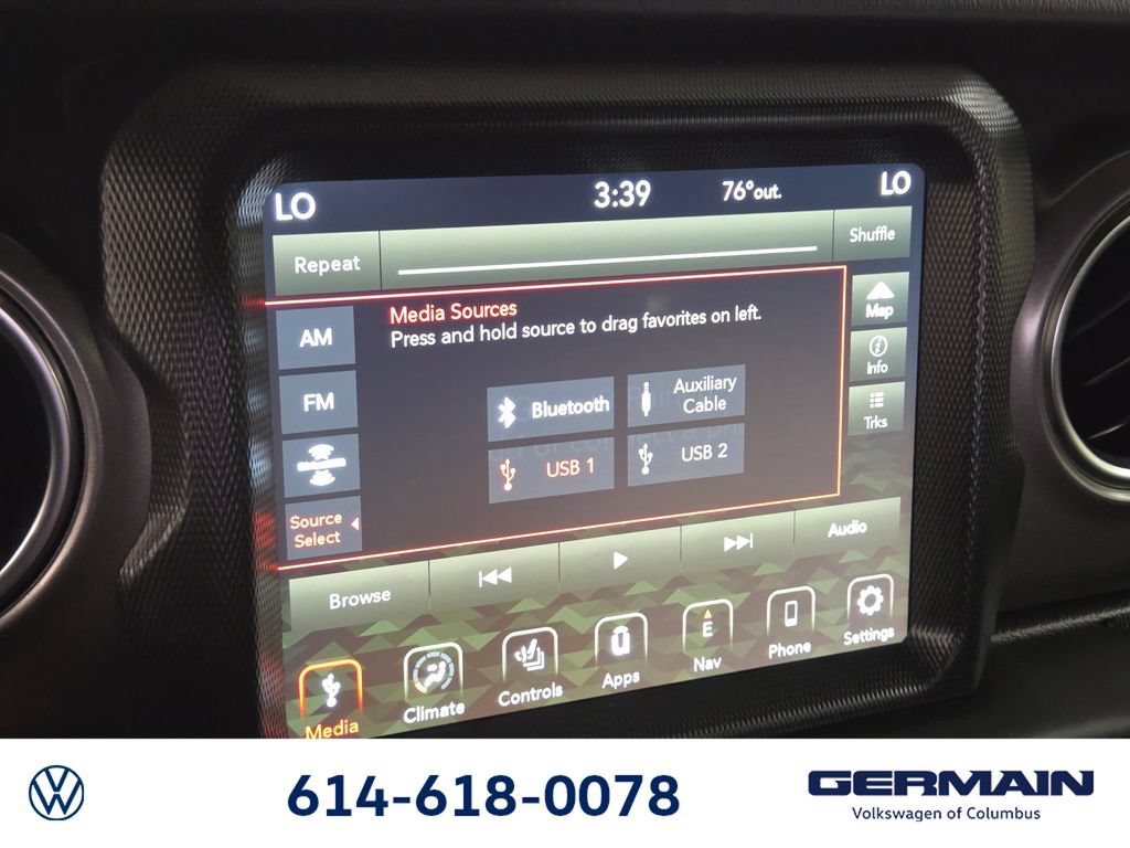 Used 2023 Jeep Gladiator Rubicon w/ Cold Weather Group AWD/4WD image 28
