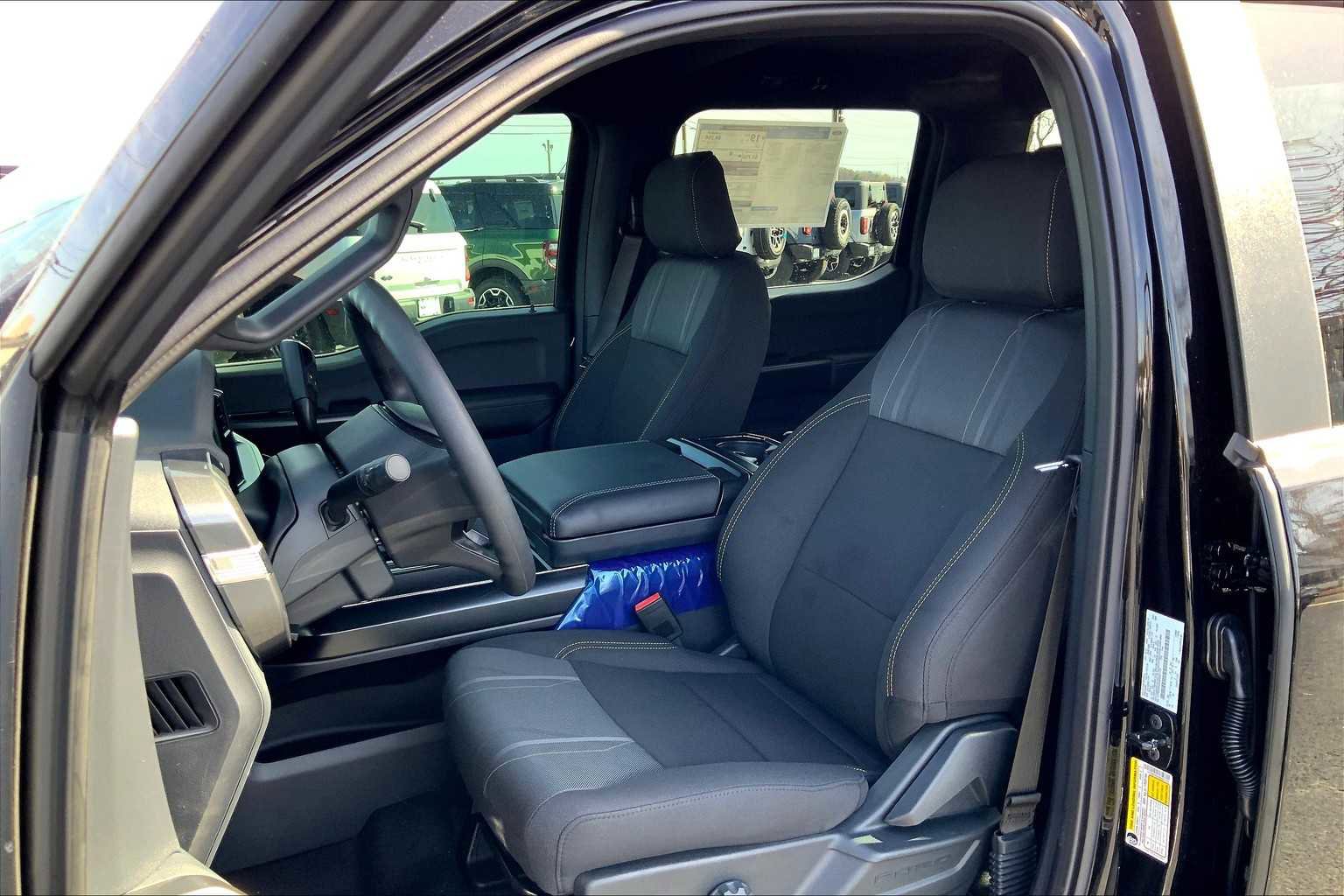 New 2025 Ford F150 STX w/ Equipment Group 200A image 9